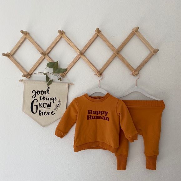 Sweater and pants matching set - Picture 3 of 3